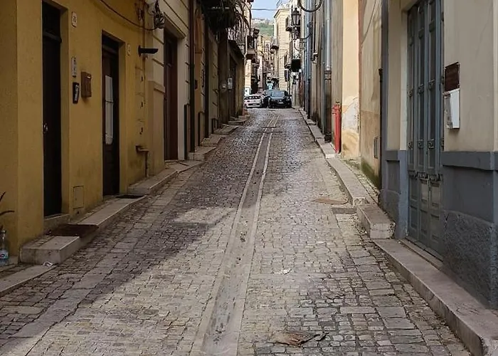 Gasthuis Beneath The Castle 3*